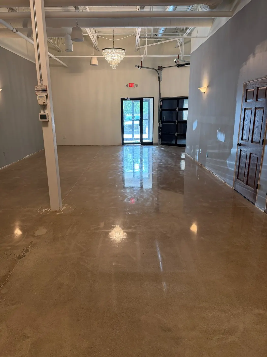 Polished concrete floor